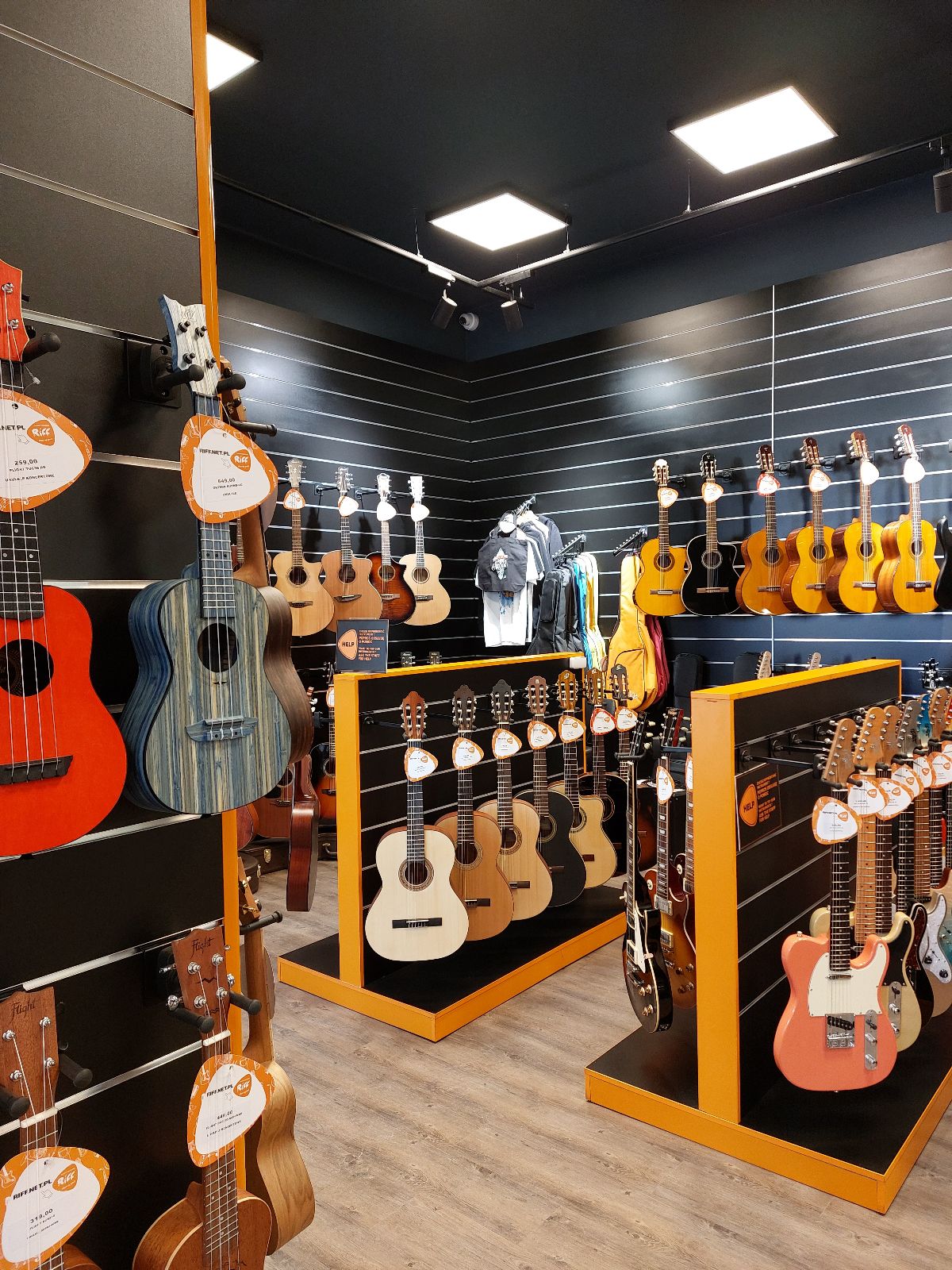 Salon Riff Bydgoszcz J.J. Śniadeckich 5
